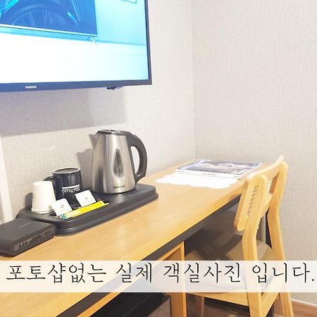 Sea Star Hostel Yeosu Eksteriør billede