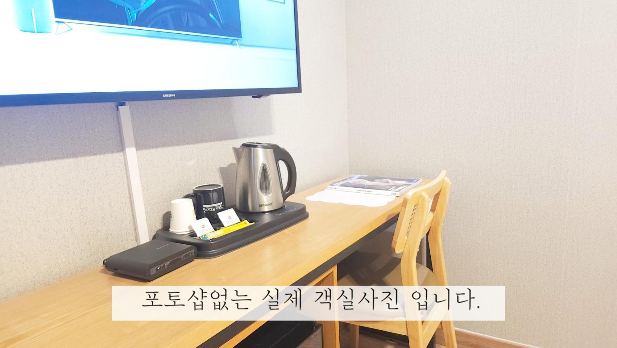 Sea Star Hostel Yeosu Eksteriør billede
